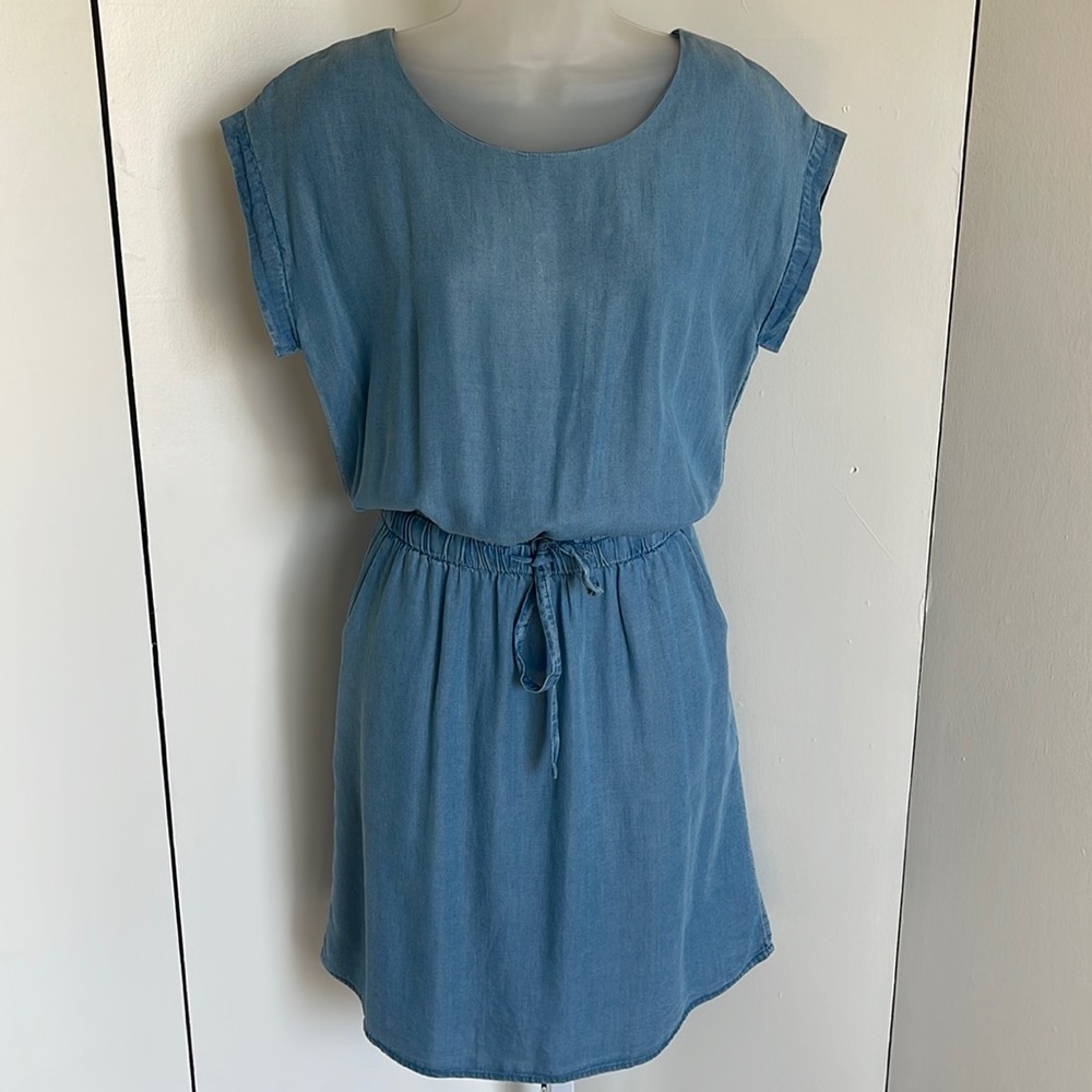 Emberley Lyocell Dress 💙